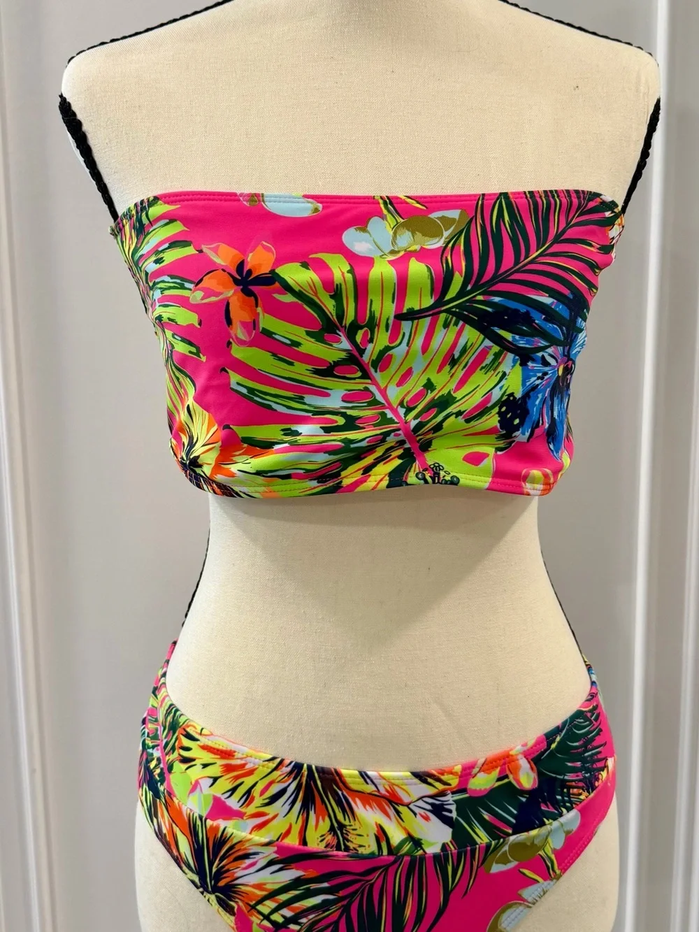 Women’s Tropical Print Bandeau Bikini Set in Hot Pink - Brand Unspecified